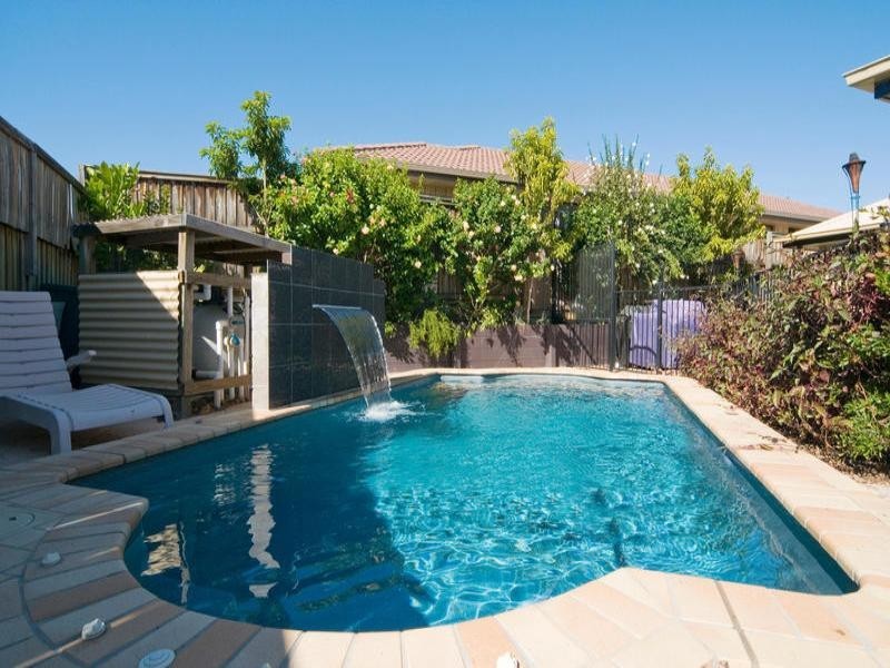 17 De Marce Court, Springfield Lakes QLD 4300