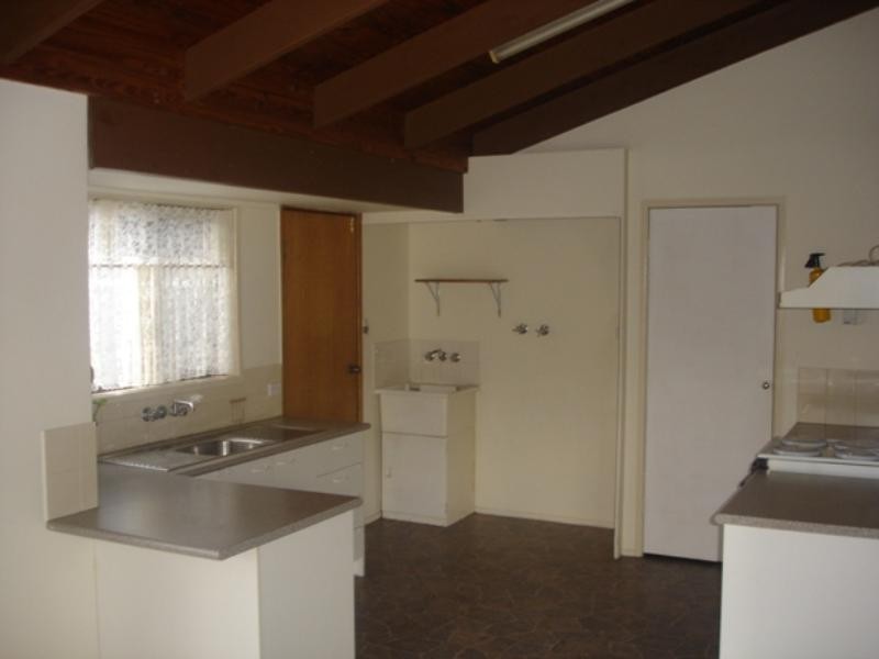 7 Tamatea Drive, Bellbird Park QLD 4300