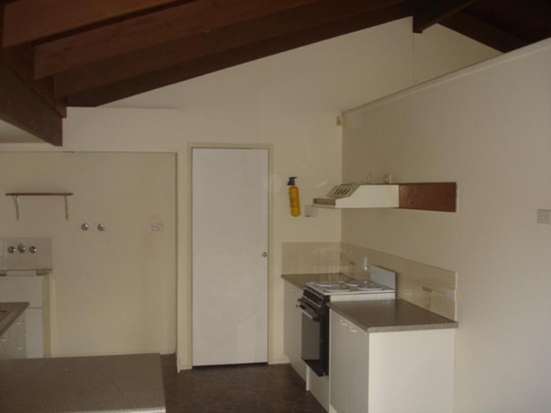 7 Tamatea Drive, Bellbird Park QLD 4300