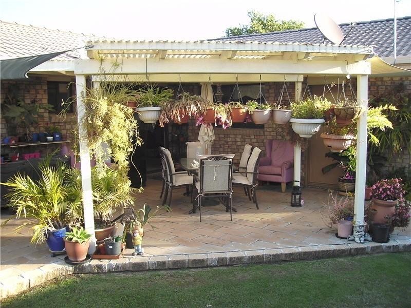 Redbank Plains QLD 4301