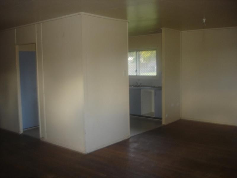 27 Stephen Street, Carole Park QLD 4300