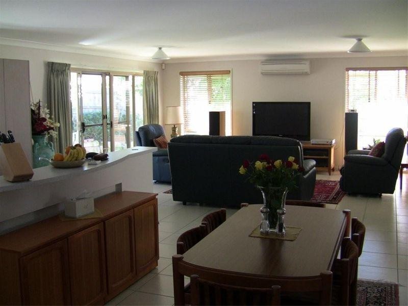 9 Ashbourne Avenue, Goodna QLD 4300