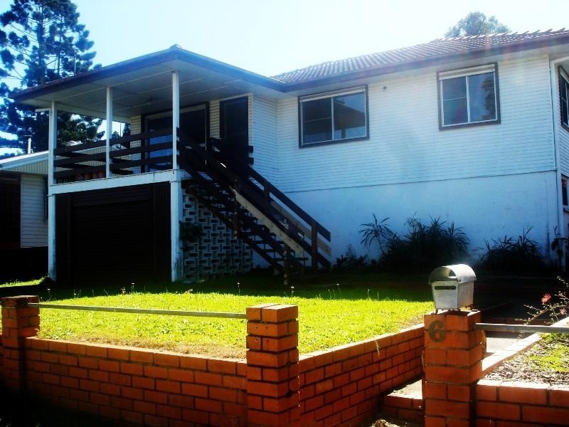 6 Nile Street, Riverview QLD 4303