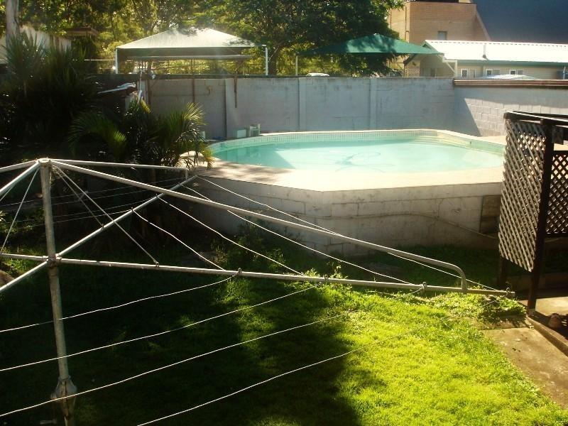 6 Nile Street, Riverview QLD 4303