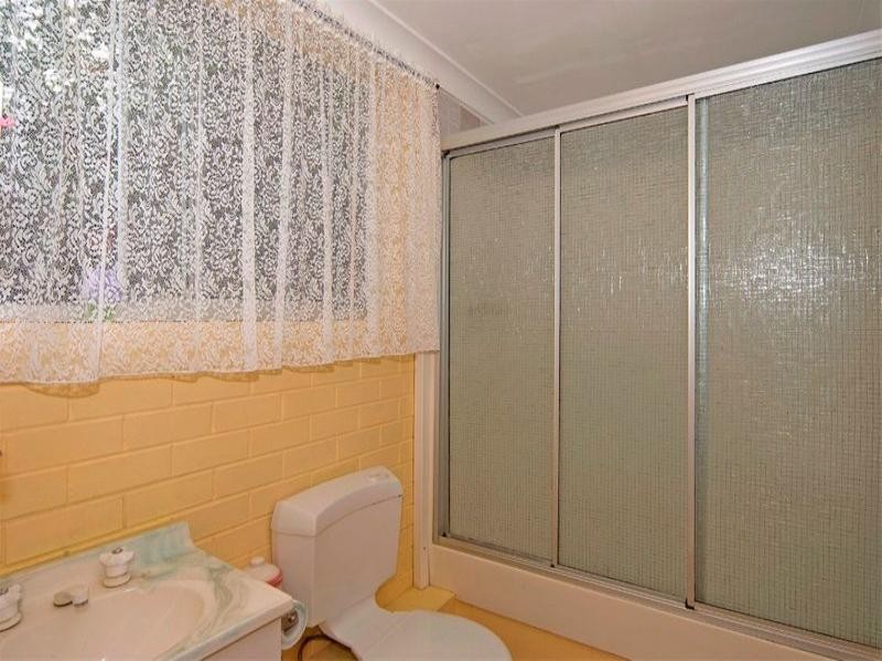 16 Leichhardt Drive, Redbank Plains QLD 4301