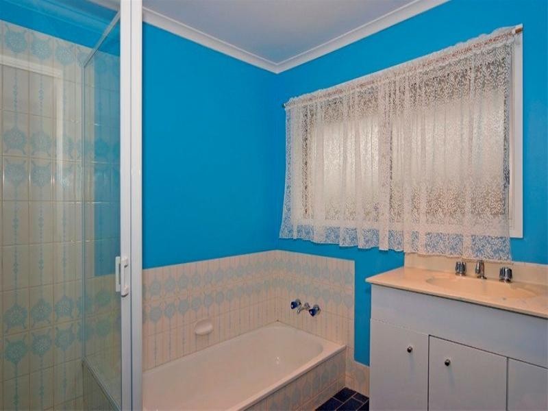 16 Leichhardt Drive, Redbank Plains QLD 4301