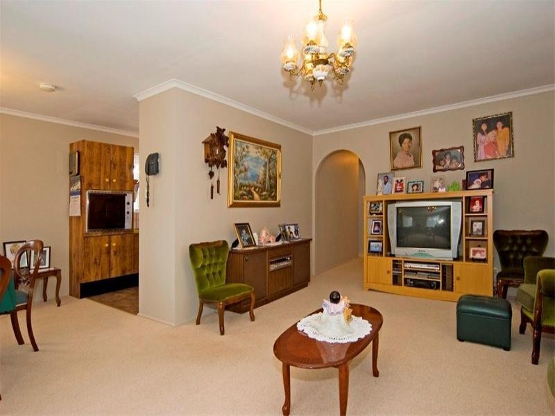 16 Leichhardt Drive, Redbank Plains QLD 4301