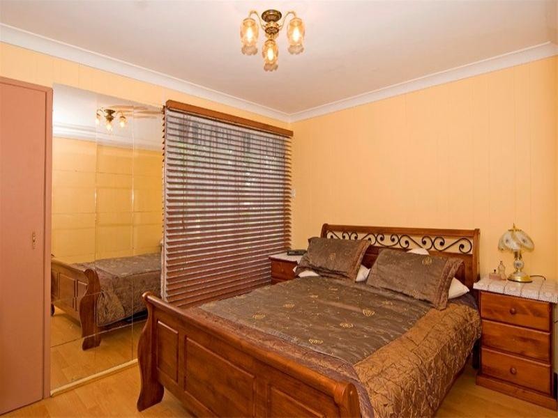 16 Leichhardt Drive, Redbank Plains QLD 4301