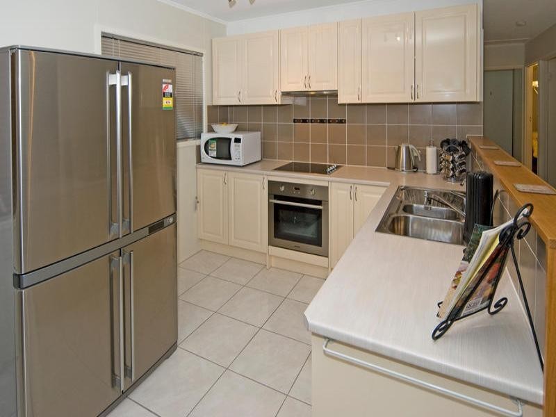 15 Duncan Street, Riverview QLD 4303