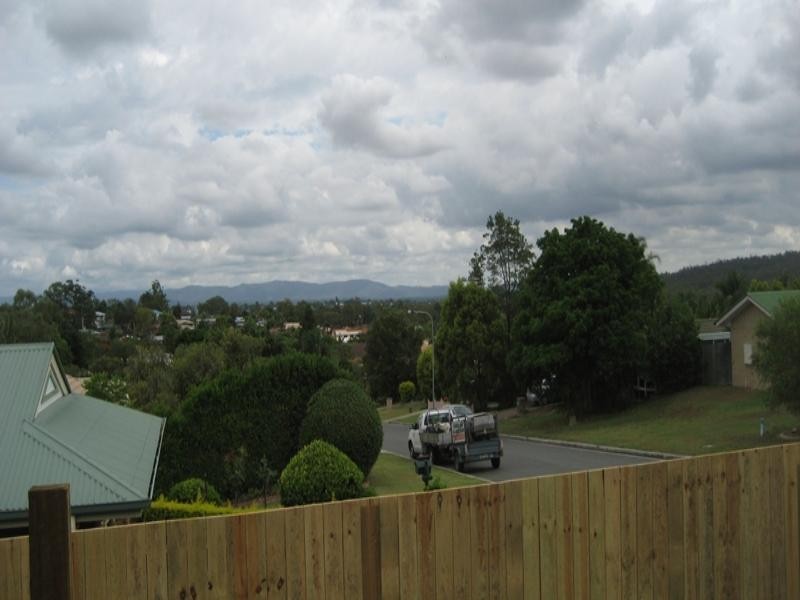 226 Edwards Street, Raceview QLD 4305