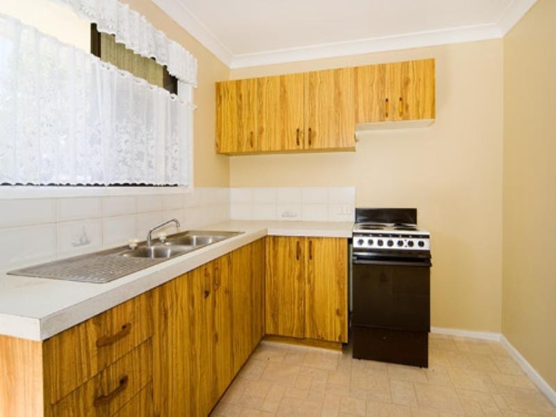 28 Somerfield Street, Redbank Plains QLD 4301