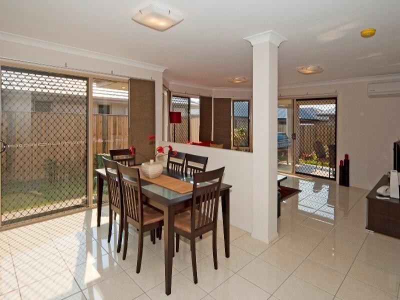 14 Harold Reinhardt Dr, Fernbrook Estate, Redbank Plains QLD 4301