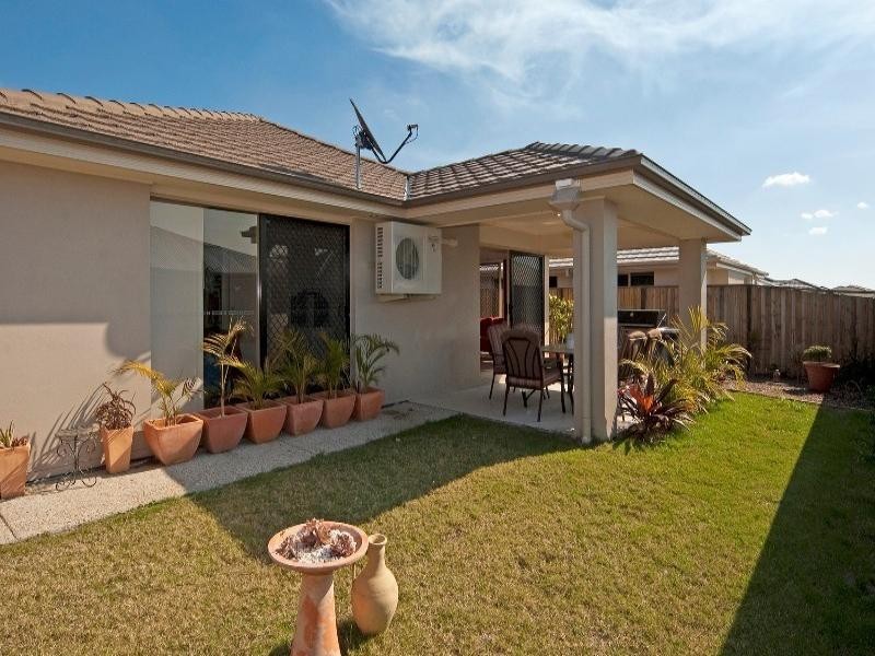 14 Harold Reinhardt Dr, Fernbrook Estate, Redbank Plains QLD 4301