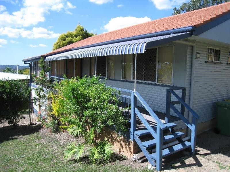 16 CHILD Street, Riverview QLD 4303