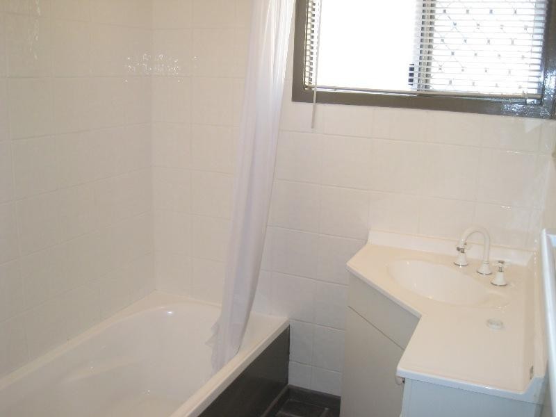 16 CHILD Street, Riverview QLD 4303