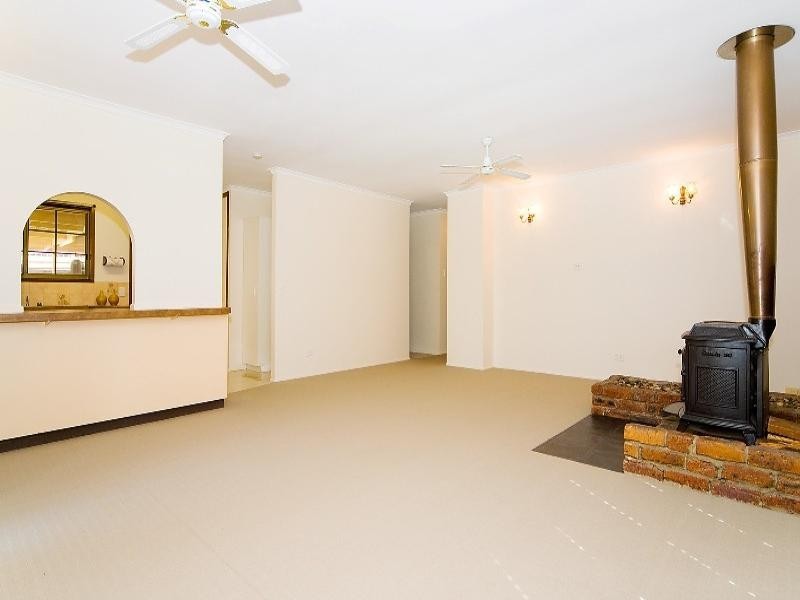 9 Batman Drive, Redbank Plains QLD 4301