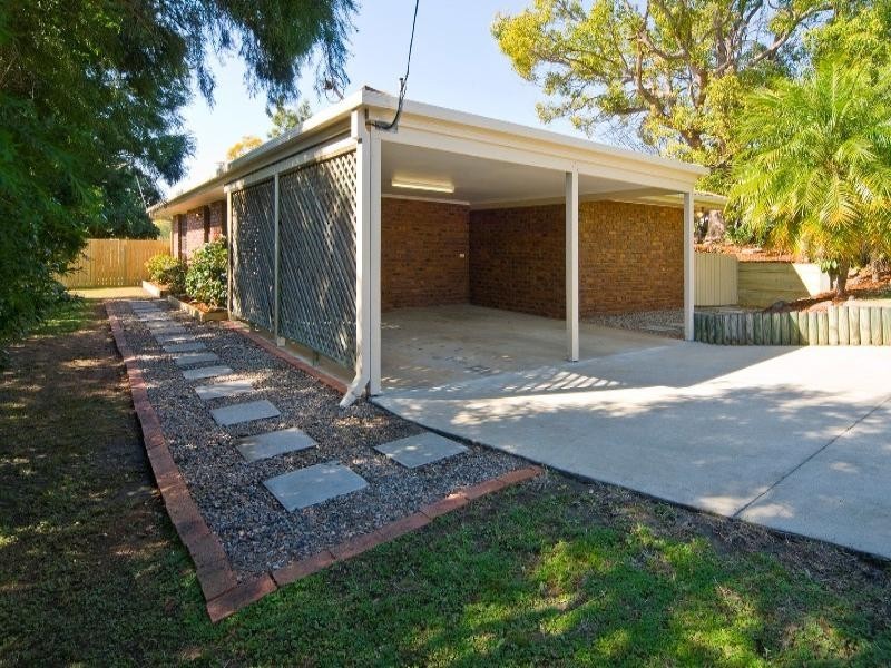 9 Batman Drive, Redbank Plains QLD 4301
