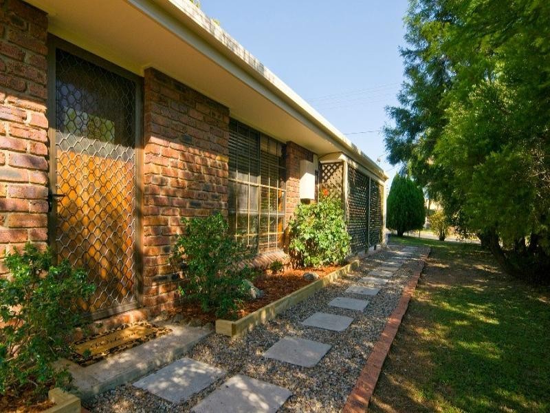 9 Batman Drive, Redbank Plains QLD 4301