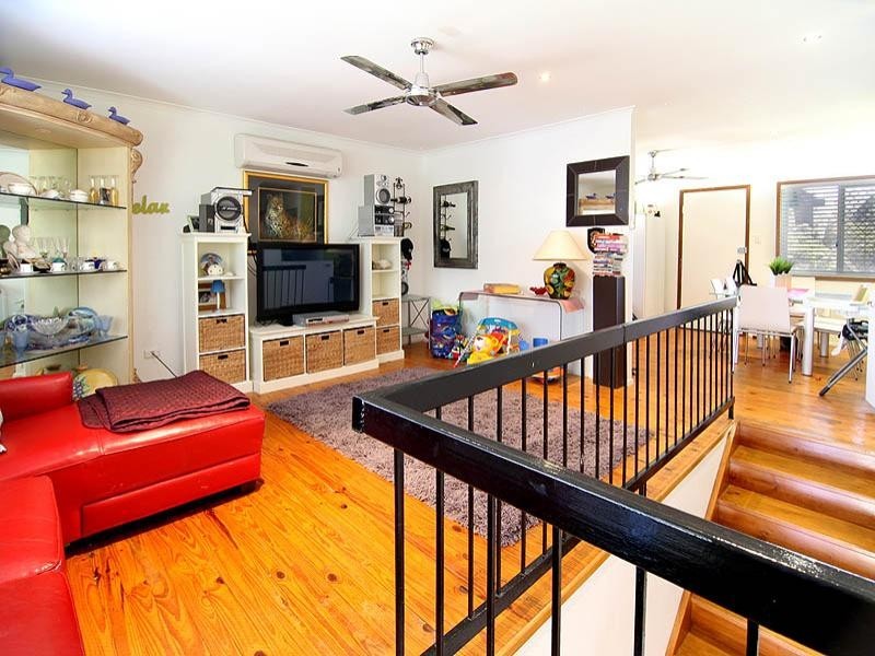 7 Birkenstock Crescent, Bellbird Park QLD 4300