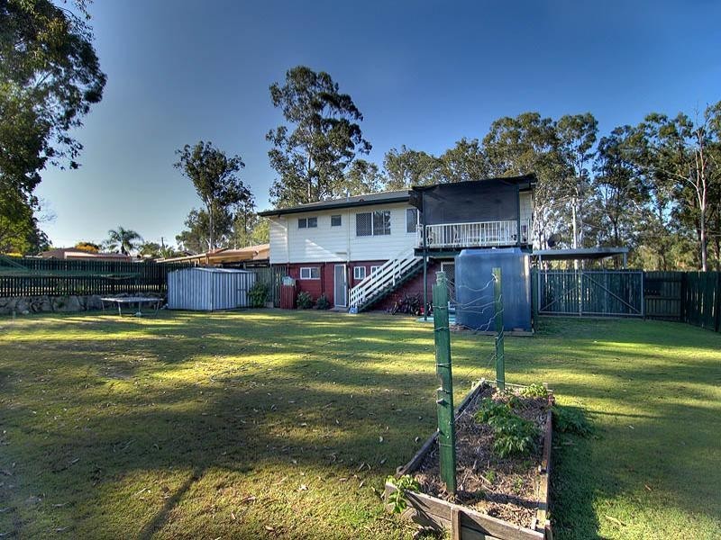 7 Birkenstock Crescent, Bellbird Park QLD 4300