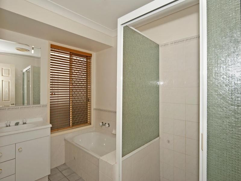 17 Cosmos Street, Springfield QLD 4300