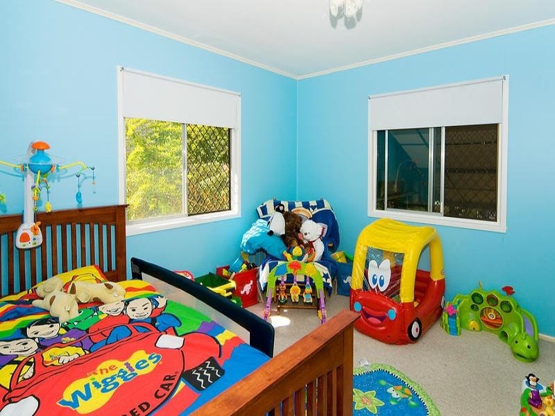 20 Caroline Street, Riverview QLD 4303