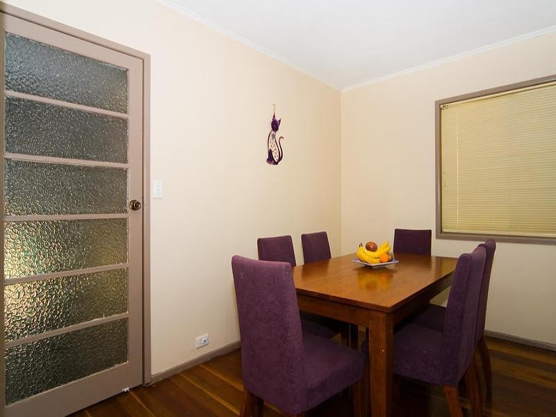 20 Caroline Street, Riverview QLD 4303