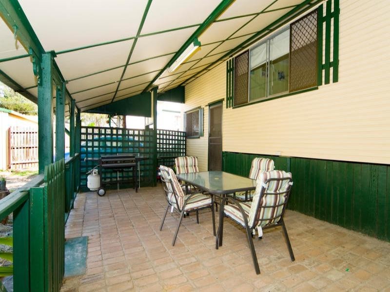 20 Caroline Street, Riverview QLD 4303