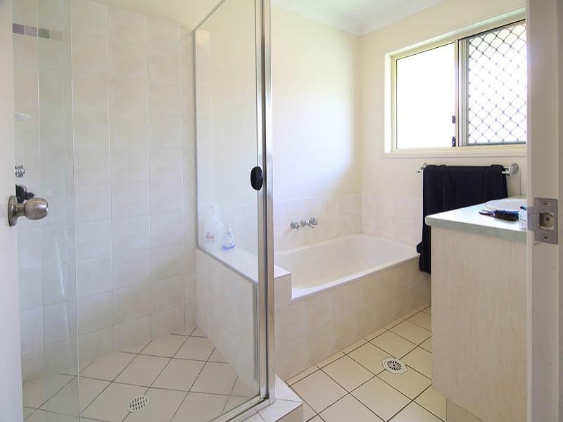 223 Ripley Road, Flinders View QLD 4305