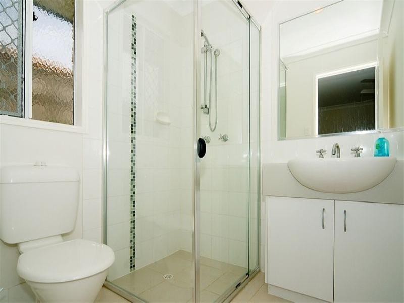 4 Maller Crescent, Redbank Plains QLD 4301