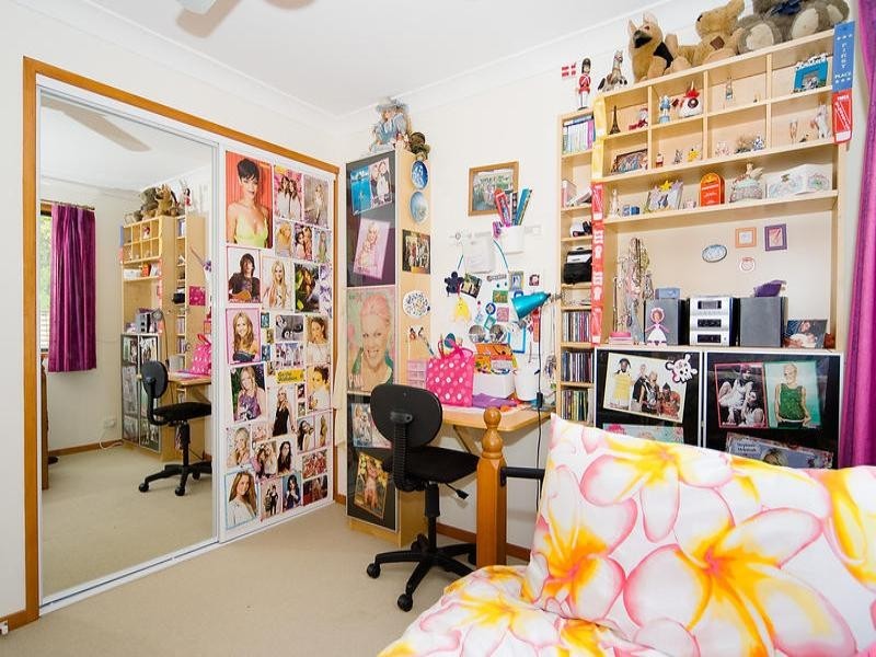 8 Mikkelsen Court, Camira QLD 4300