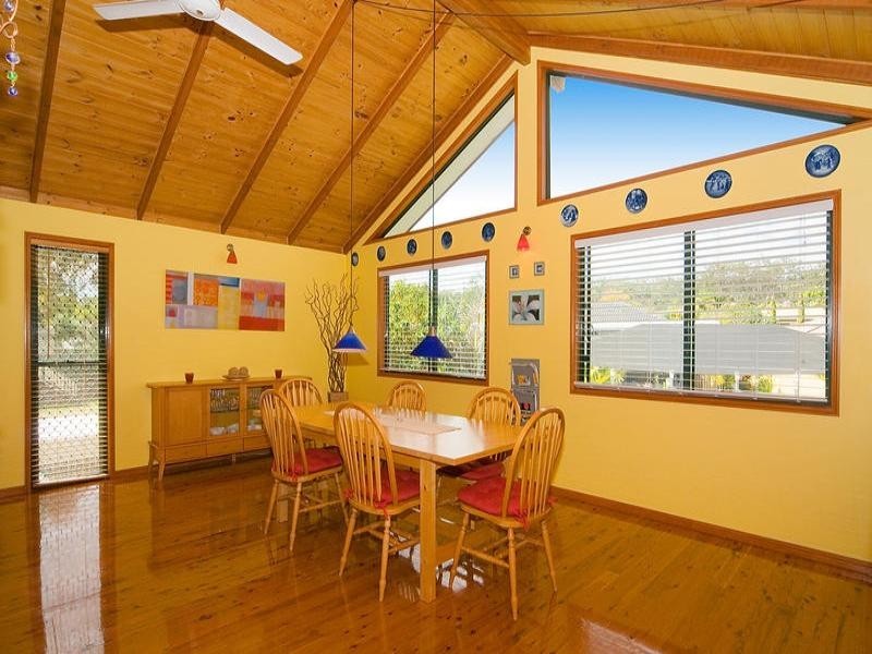 8 Mikkelsen Court, Camira QLD 4300