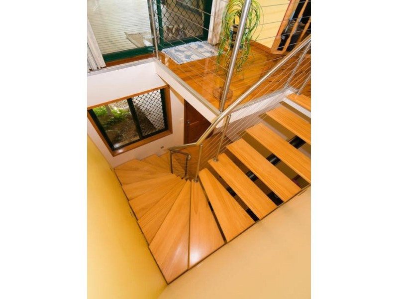 8 Mikkelsen Court, Camira QLD 4300