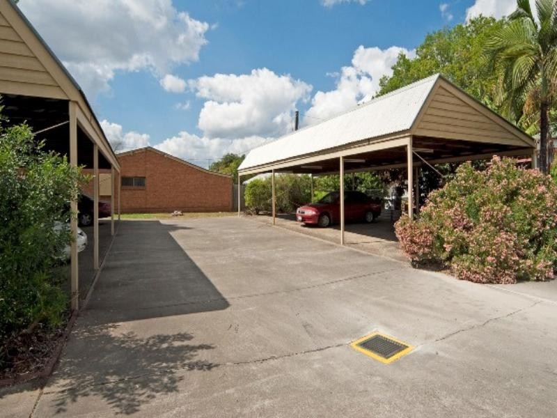 1/296 Redbank Plains Road, Bellbird Park QLD 4300