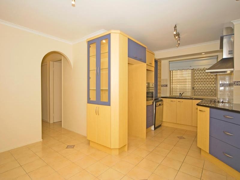 6 Allamanda Drive, Camira QLD 4300