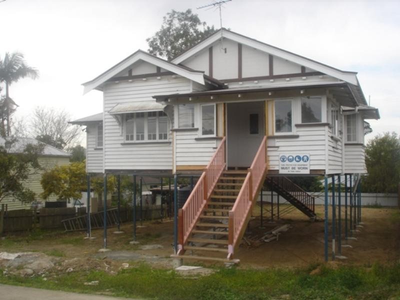 16 Albert Street, Goodna QLD 4300