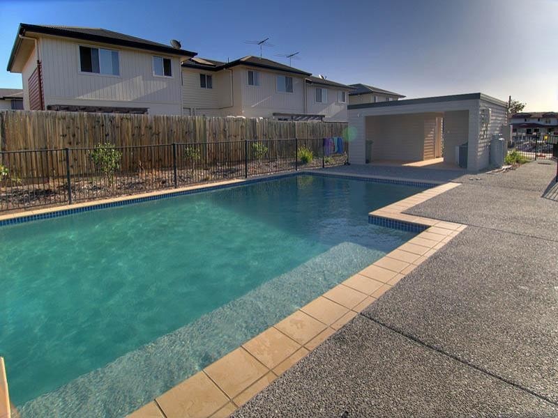 6/266 Henty Drive, Redbank Plains QLD 4301