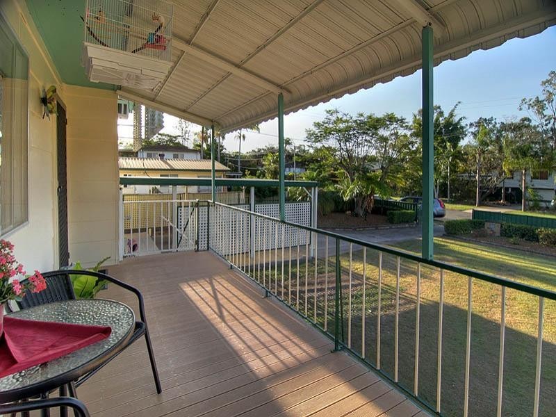33 Melinda Street, Camira QLD 4300