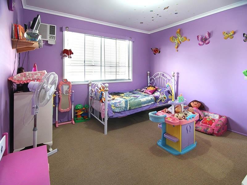 33 Melinda Street, Camira QLD 4300