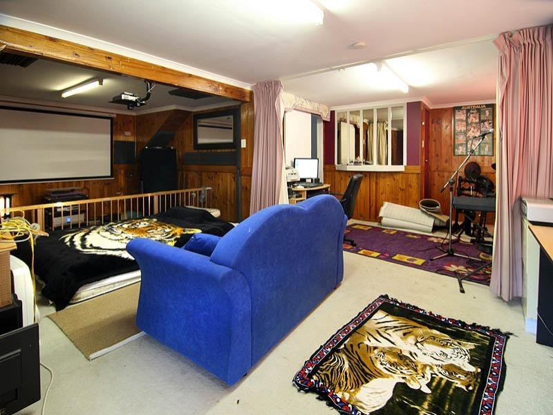 33 Melinda Street, Camira QLD 4300