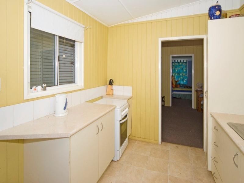 26 ENDEAVOUR, Riverview QLD 4303