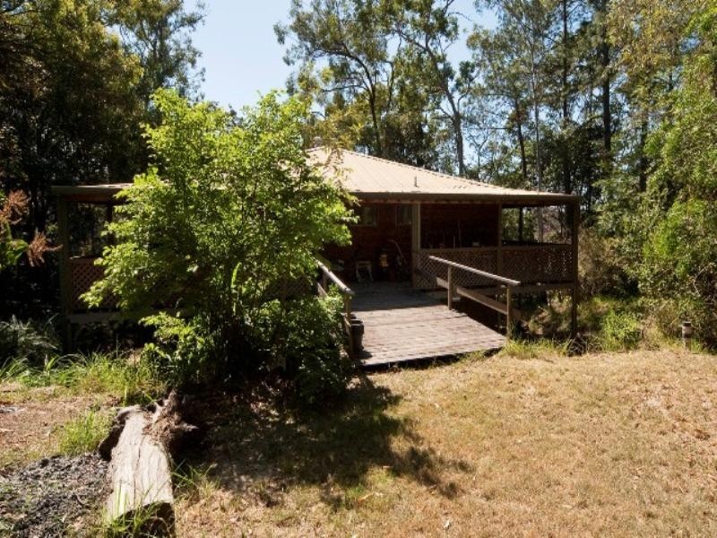 7 Frangipani Street, Bellbird Park QLD 4300