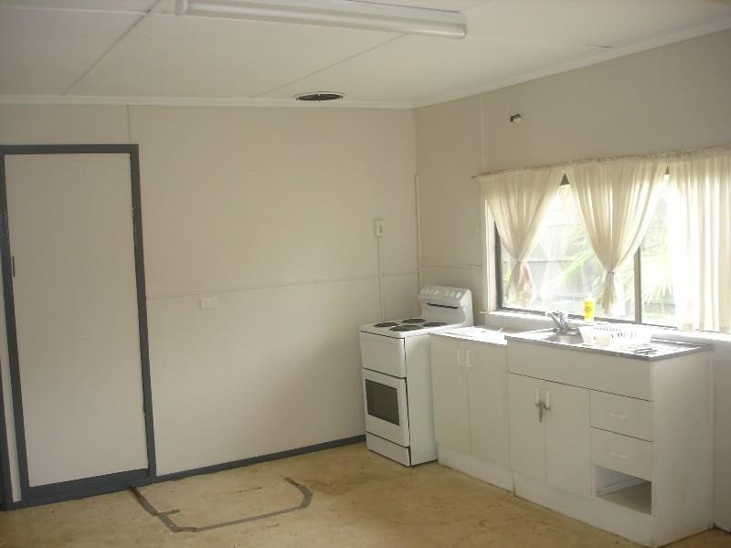 25 Old Logan Road, Gailes QLD 4300