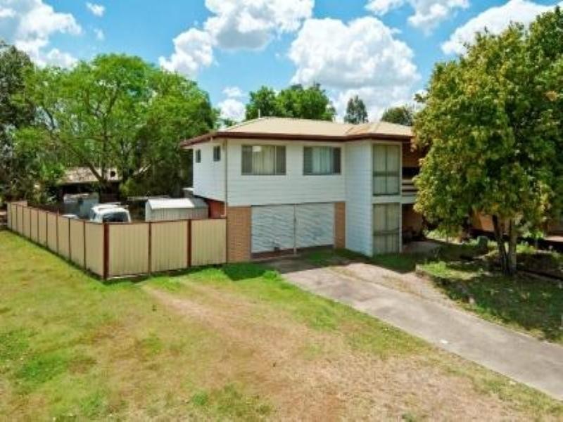 7 Kennedy Drive, Redbank Plains QLD 4301