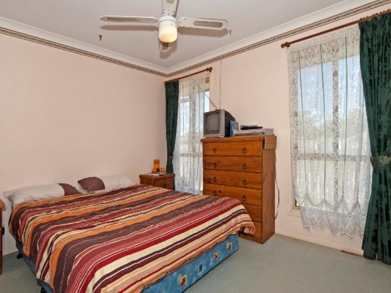 15 Newstead Court, Redbank Plains QLD 4301