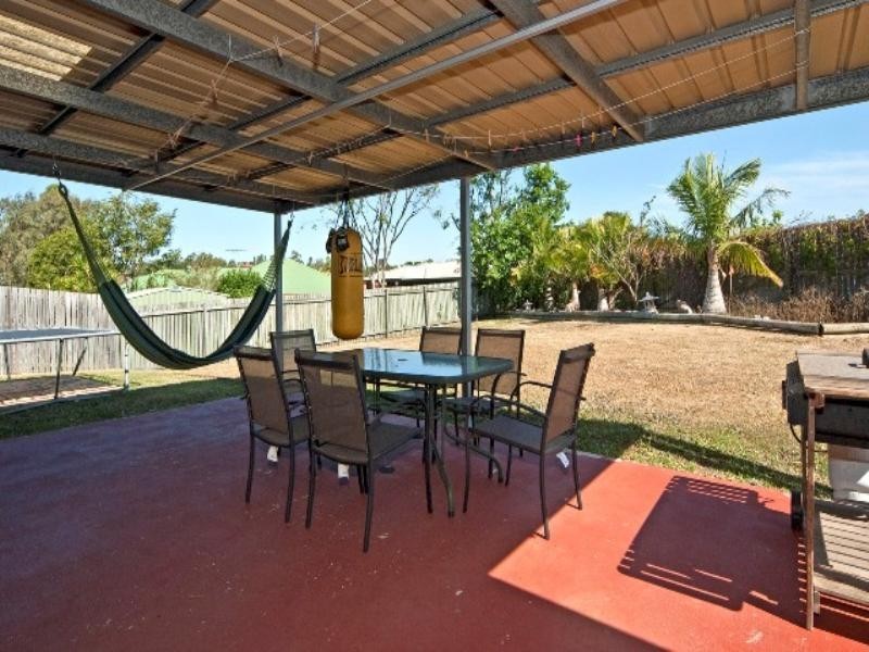 15 Newstead Court, Redbank Plains QLD 4301