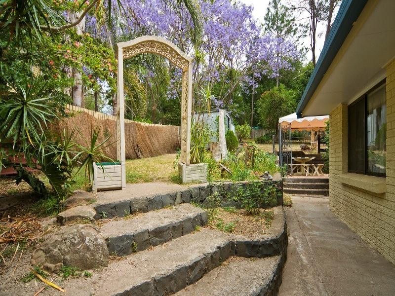 38 Cairns Road, Camira QLD 4300