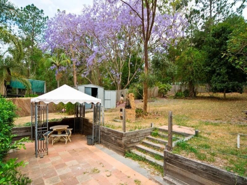 38 Cairns Road, Camira QLD 4300