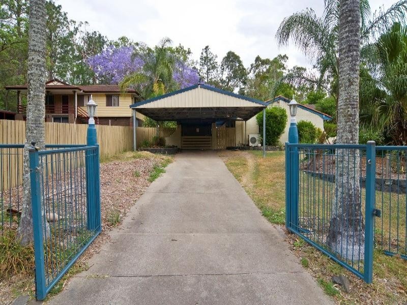 38 Cairns Road, Camira QLD 4300