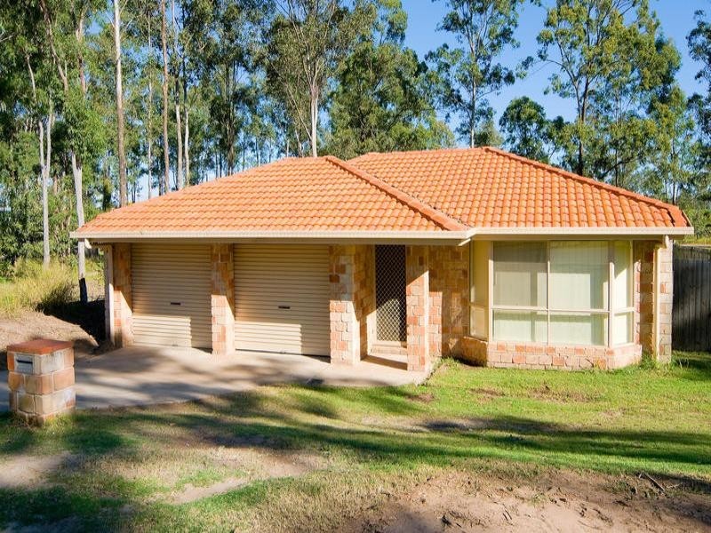 11 Bloodwood Place, Redbank QLD 4301